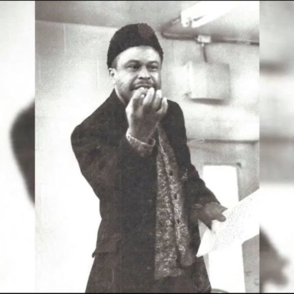 Meet your Posher, Omar - Picture 1 of 1